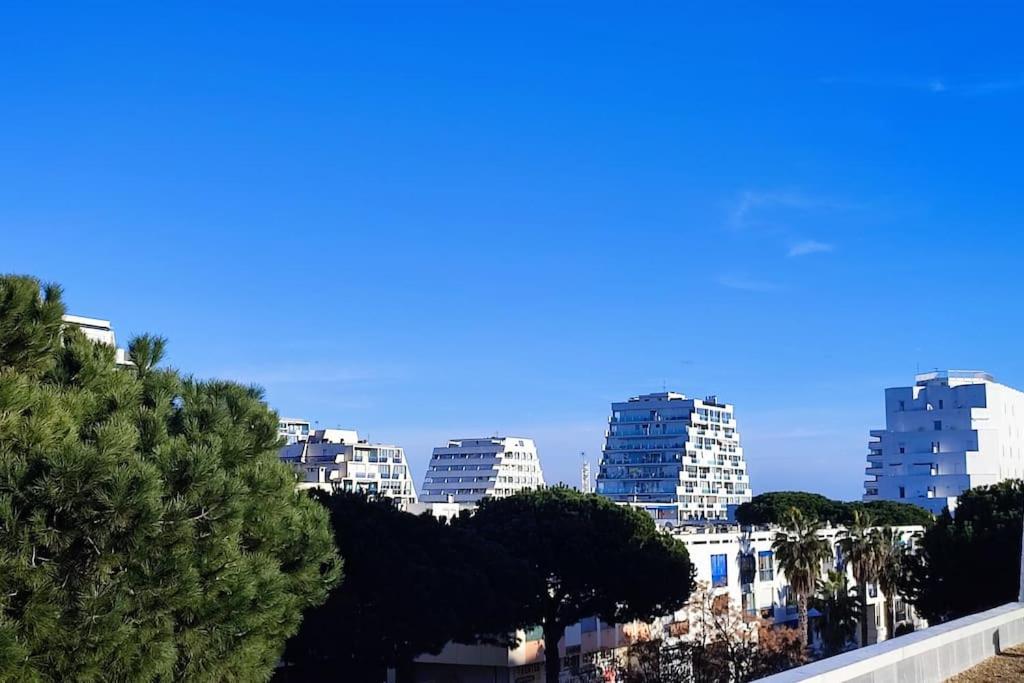 شقة Grand Voile - Hyper Centre, Climatisation, Vue Panoramique Sur L'Architecture De La Grande Motte المظهر الخارجي الصورة